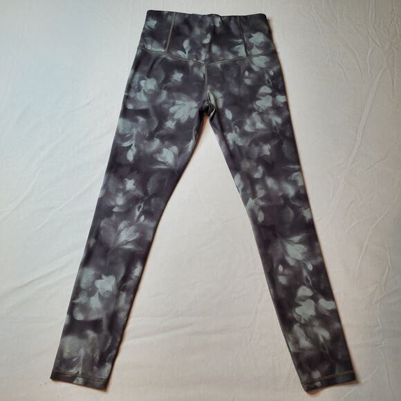 Athleta Womens Size MT Elation Printed 7/8 Tight Watercolor 657538 - Picture 5 of 8